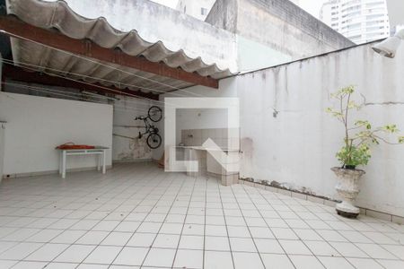 Casa à venda com 230m², 4 quartos e 2 vagasQuintal