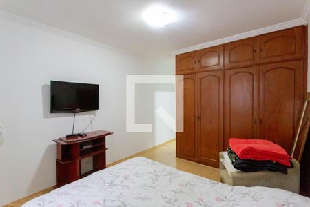 Casa à venda com 230m², 4 quartos e 2 vagasSuíte 3