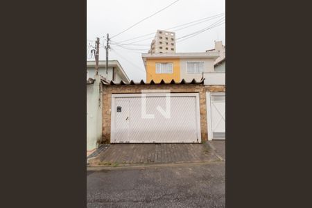 Casa à venda com 230m², 4 quartos e 2 vagasFachada