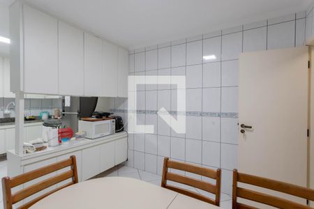 Casa à venda com 230m², 4 quartos e 2 vagasCozinha