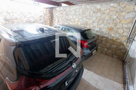 Casa à venda com 230m², 4 quartos e 2 vagasGaragem