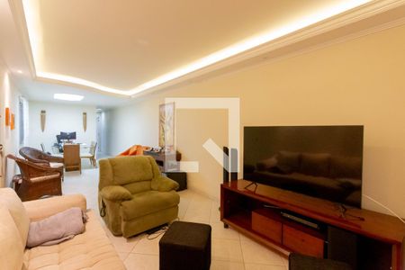 Sala de casa para alugar com 4 quartos, 230m² em Vila Santo Estefano, São Paulo