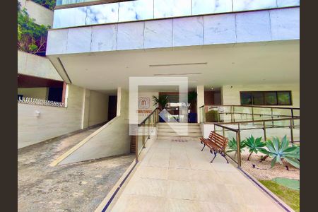 Apartamento para alugar com 83m², 3 quartos e 2 vagas Apartamento para alugar com 83m², 3 quartos e 2 vagasPortaria