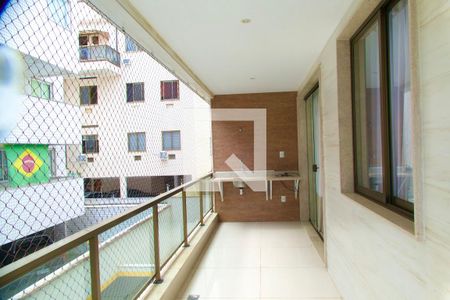Apartamento para alugar com 83m², 3 quartos e 2 vagas Apartamento para alugar com 83m², 3 quartos e 2 vagasVaranda