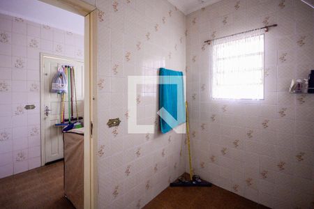 Casa à venda com 300m², 5 quartos e 3 vagasBanheiro 