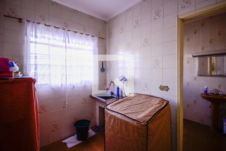 Casa à venda com 300m², 5 quartos e 3 vagasÁrea de Serviço 