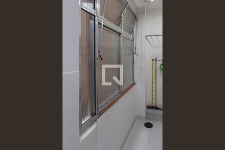 Apartamento à venda com 48m², 1 quarto e sem vagaÁrea de Serviço