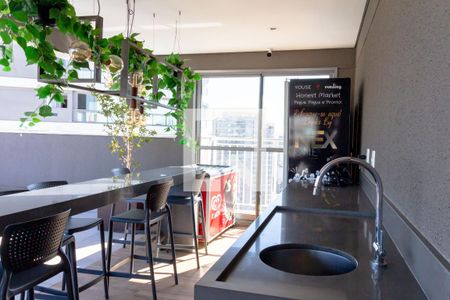 Apartamento para alugar com 27m², 1 quarto e sem vagaÁrea comum - Solarium