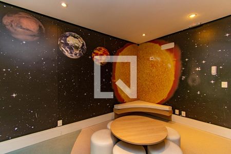 Apartamento para alugar com 68m², 2 quartos e 1 vaga Apartamento para alugar com 68m², 2 quartos e 1 vagaÁrea comum - Playground