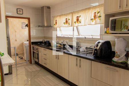 Apartamento à venda com 100m², 3 quartos e 1 vagaCozinha - Armários