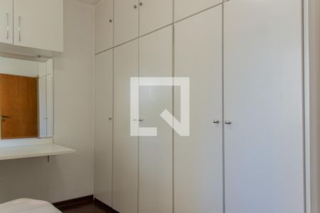 Apartamento à venda com 100m², 3 quartos e 1 vagaQuarto 1 - Armários
