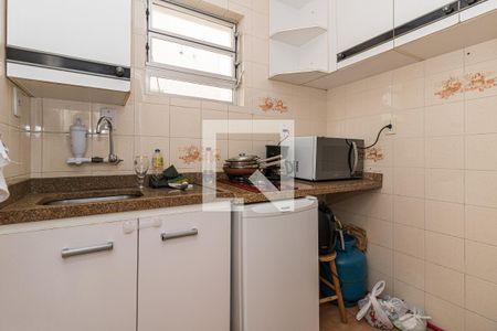 Cozinha de kitnet/studio à venda com 1 quarto, 28m² em Centro Histórico, Porto Alegre