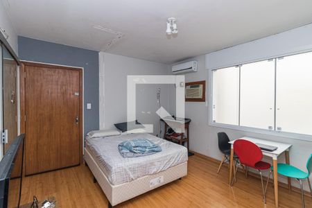 Sala/Quarto de kitnet/studio à venda com 1 quarto, 28m² em Centro Histórico, Porto Alegre