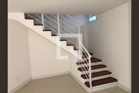 Casa à venda com 234m², 3 quartos e 1 vaga