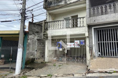Casa à venda com 125m², 3 quartos e 1 vagaFachada