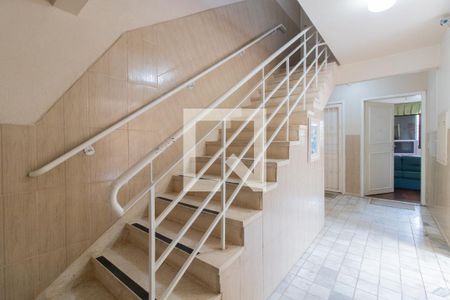 Apartamento para alugar com 32m², 1 quarto e sem vagaEscadas
