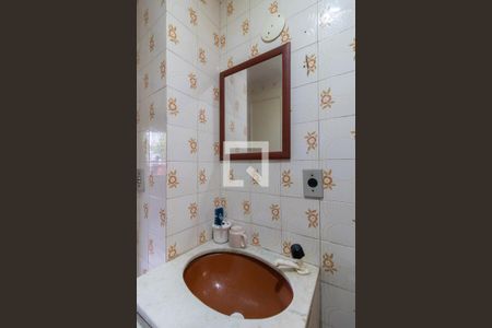 Banheiro de apartamento para alugar com 1 quarto, 32m² em Cristal, Porto Alegre