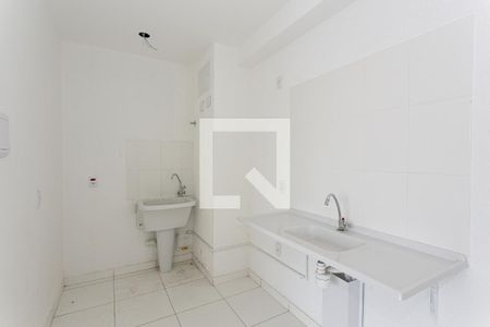 Apartamento para alugar com 35m², 2 quartos e sem vaga Apartamento para alugar com 35m², 2 quartos e sem vagaCozinha e Área de Serviço