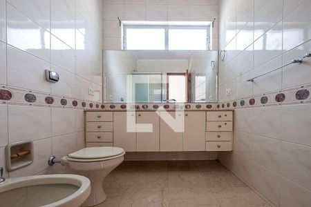 Casa para alugar com 200m², 3 quartos e 2 vagasSuíte - Banheiro