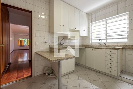 Casa para alugar com 200m², 3 quartos e 2 vagasCozinha
