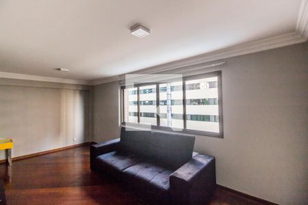 Apartamento à venda com 284m², 4 quartos e 4 vagasSala de TV