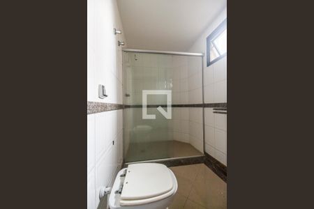 Apartamento à venda com 284m², 4 quartos e 4 vagasBanheiro da Suíte 2