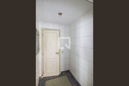 Apartamento à venda com 284m², 4 quartos e 4 vagasCorredor