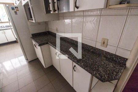 Apartamento à venda com 284m², 4 quartos e 4 vagasDetalhe da cozinha