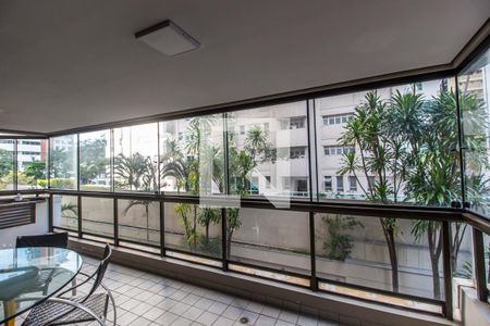 Varanda gourmet de apartamento à venda com 4 quartos, 284m² em Alphaville Industrial, Barueri