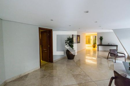 Apartamento à venda com 284m², 4 quartos e 4 vagasEntrada