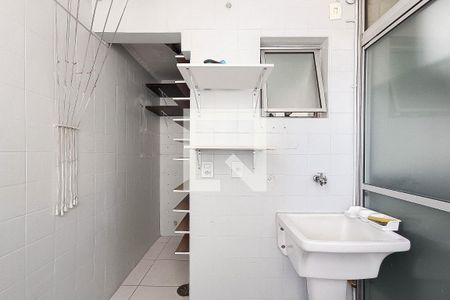 Apartamento à venda com 67m², 3 quartos e 1 vagaÁrea de Serviço