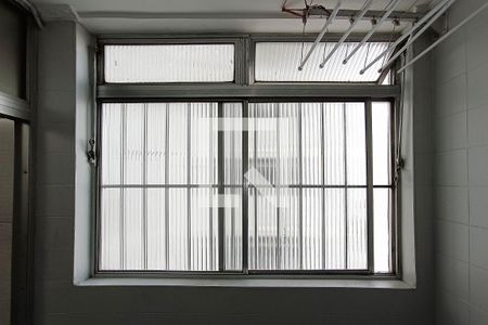 Apartamento à venda com 67m², 3 quartos e 1 vagaÁrea de Serviço