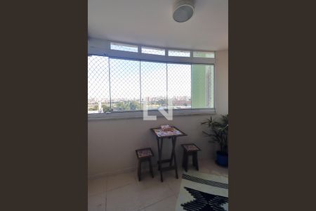 Apartamento à venda com 72m², 3 quartos e 1 vagaVaranda