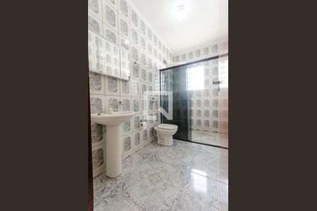 Casa para alugar com 134m², 3 quartos e 2 vagasBanheiro 1