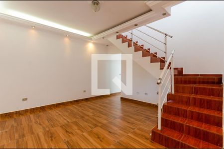 Sala de casa para alugar com 3 quartos, 134m² em Vila Francos, São Paulo