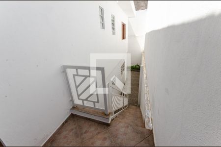 Casa para alugar com 134m², 3 quartos e 2 vagasEscada