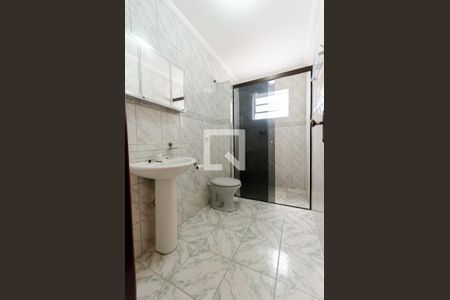 Casa para alugar com 134m², 3 quartos e 2 vagasBanheiro 2