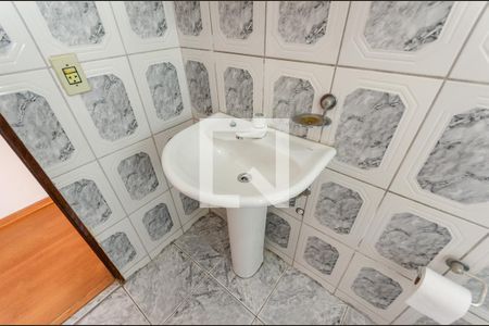 Casa para alugar com 134m², 3 quartos e 2 vagasBanheiro 1