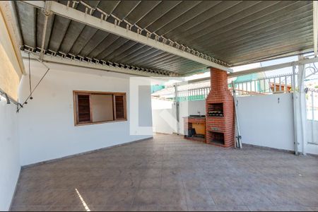 Casa para alugar com 134m², 3 quartos e 2 vagasSobrado