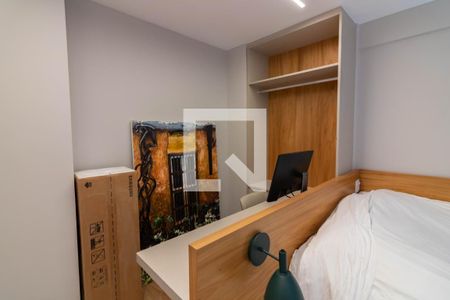 Quarto de kitnet/studio à venda com 1 quarto, 29m² em Jardim das Acacias, São Paulo