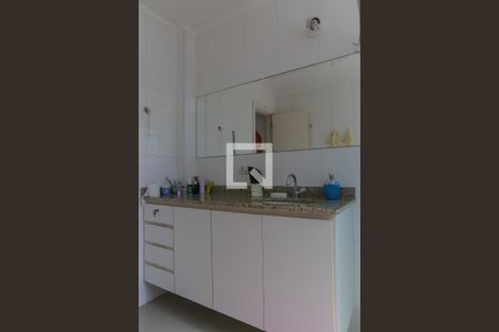 Apartamento para alugar com 130m², 3 quartos e 1 vagaBanheiro da suíte