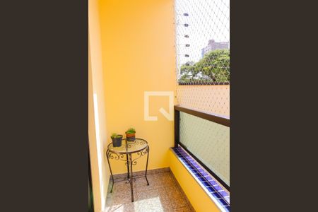 Apartamento para alugar com 84m², 3 quartos e 2 vagasVaranda