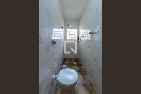 Casa à venda com 159m², 3 quartos e 2 vagasBanheiro 2