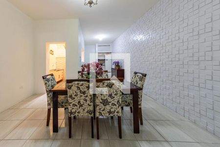 Casa à venda com 159m², 3 quartos e 2 vagasCozinha