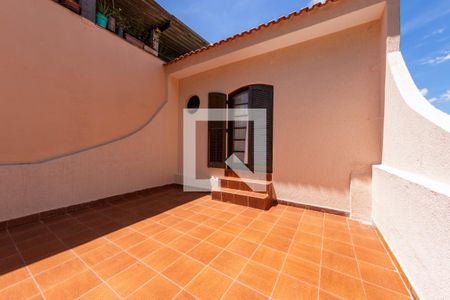 Casa à venda com 159m², 3 quartos e 2 vagasVaranda