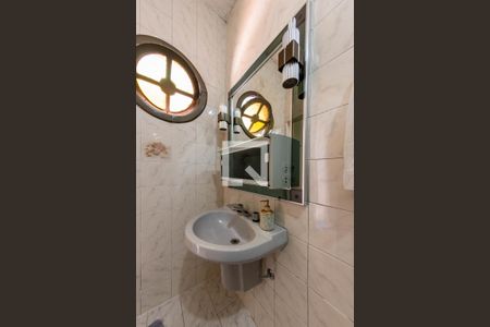 Banheiro 1 de casa à venda com 3 quartos, 159m² em Jardim Colorado, São Paulo