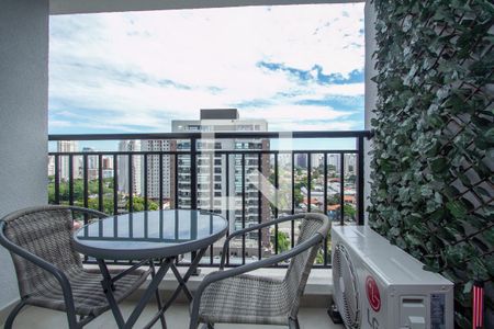 Varanda  de kitnet/studio para alugar com 1 quarto, 31m² em Indianópolis, São Paulo