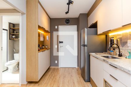 Sala/Cozinha de kitnet/studio para alugar com 1 quarto, 31m² em Indianópolis, São Paulo