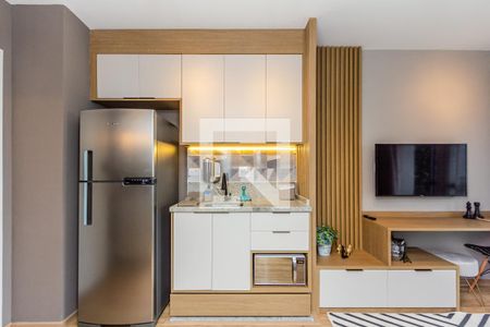 Sala/Cozinha de kitnet/studio para alugar com 1 quarto, 31m² em Indianópolis, São Paulo