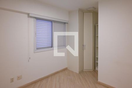 Quarto 1 de apartamento para alugar com 2 quartos, 70m² em Bosque da Saúde, São Paulo